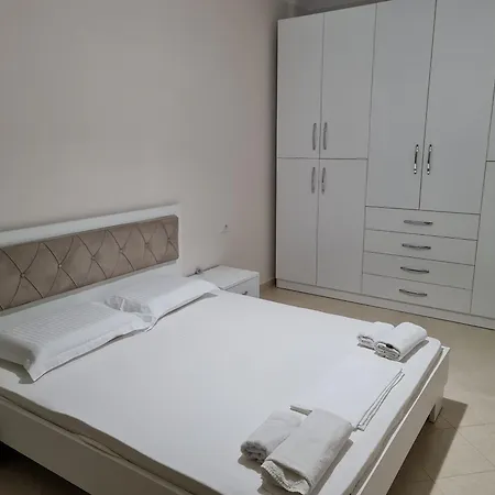 Seascape Apartments Vlore Exterior photo